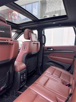 جیپ گراند شیرۆکی